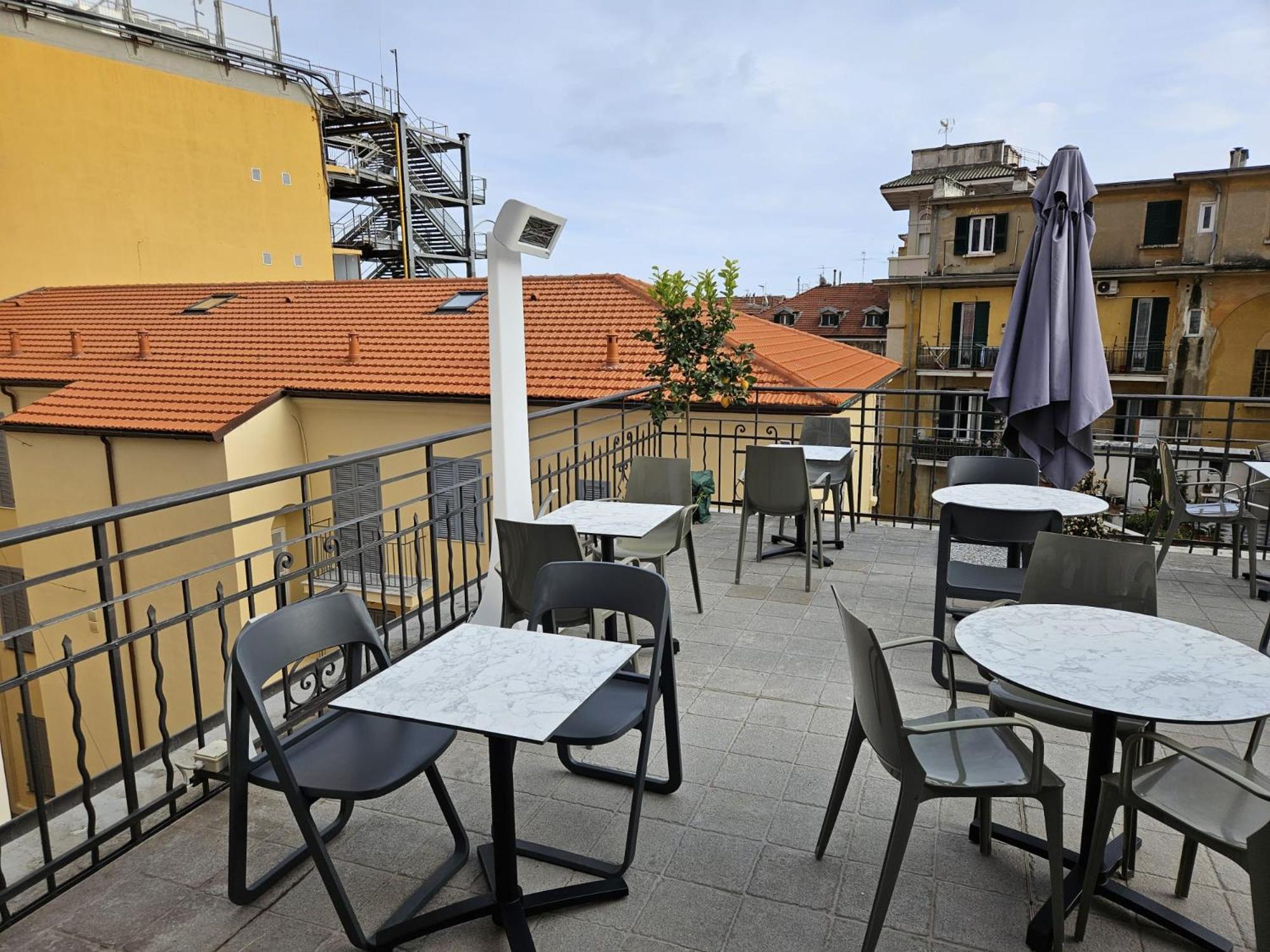 Prima Fila Premium Guest House Sanremo Exteriér fotografie