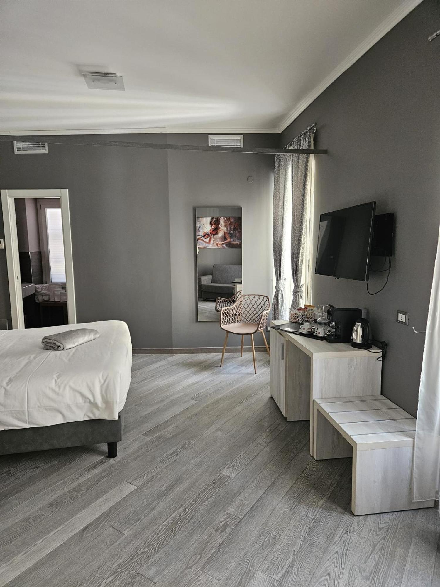 Prima Fila Premium Guest House Sanremo Exteriér fotografie
